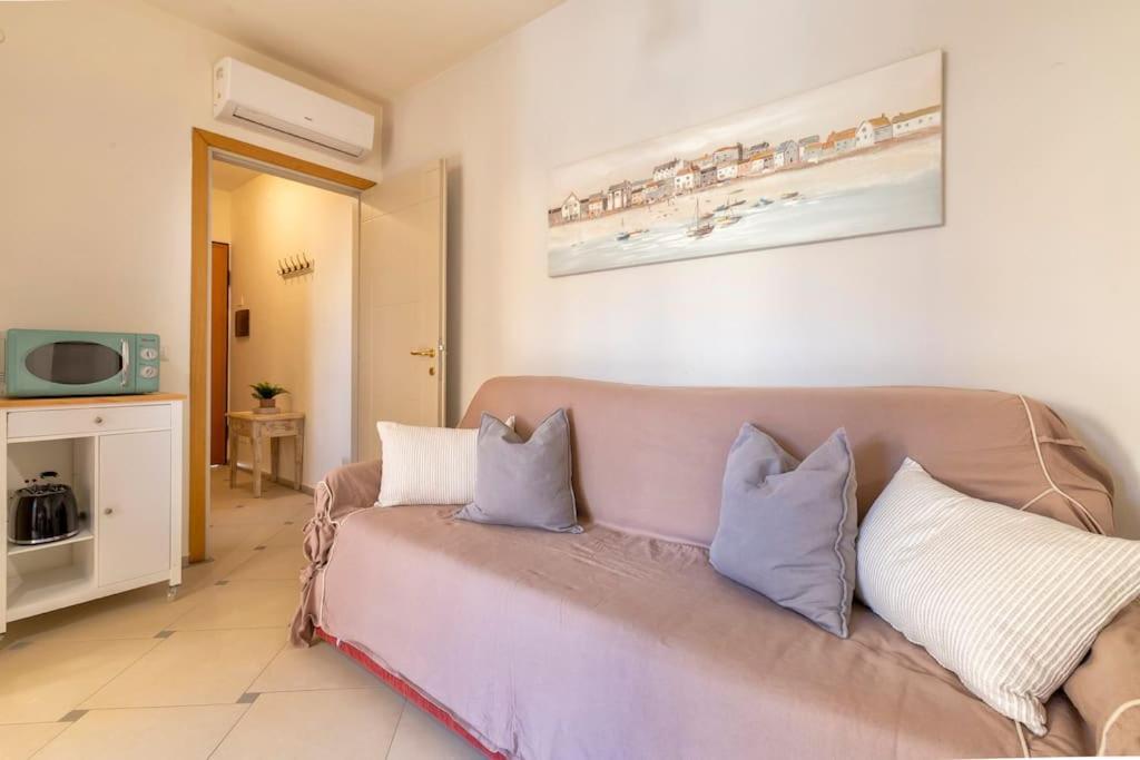 Antine 54 - Magnolia Holidays ألغيرو المظهر الخارجي الصورة