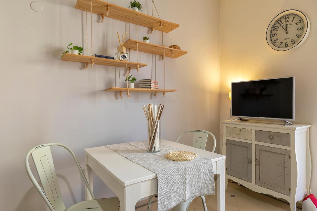 Antine 54 - Magnolia Holidays ألغيرو المظهر الخارجي الصورة